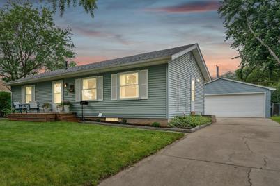 707 14 1/2 Street SE, Rochester, MN 55904 - Photo 1