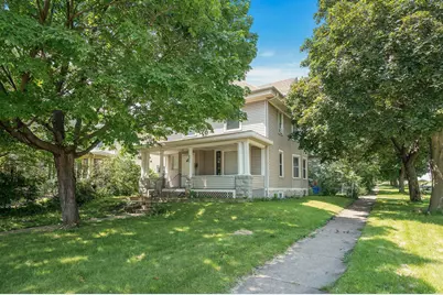 237 Lexington Parkway N, Saint Paul, MN 55104 - Photo 1