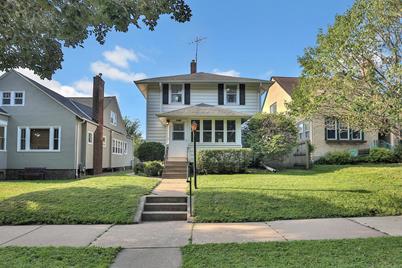 1140 Hawthorne Avenue E, Saint Paul, MN 55106 - Photo 1