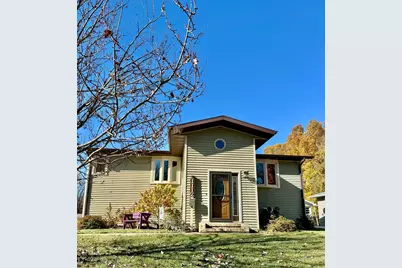 1112 Rossman Avenue, Detroit Lakes, MN 56501 - Photo 1