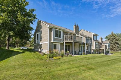 8653 Seasons Parkway, Woodbury, MN 55125 - Photo 1