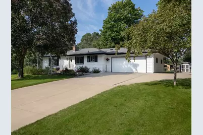 1525 Fountain Lane N, Plymouth, MN 55447 - Photo 1