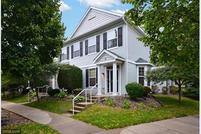 1577 Legacy Parkway E #6, Maplewood, MN 55109 - Photo 1