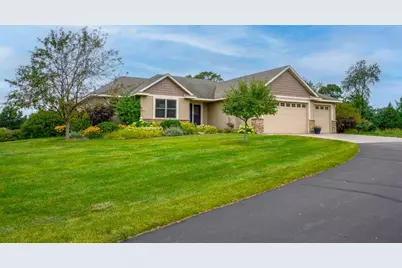 1398 126th Street, New Richmond, WI 54017 - Photo 1