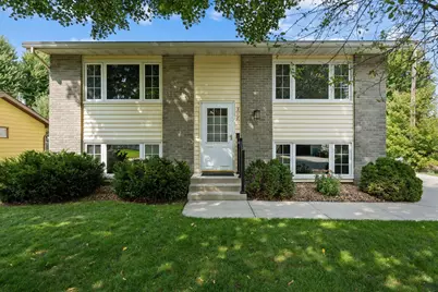 312 13th Street SW, Owatonna, MN 55060 - Photo 1