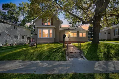605 Elm Avenue W, Waseca, MN 56093 - Photo 1