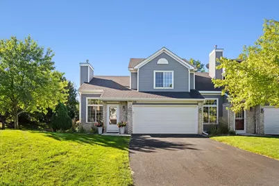 531 Mission Hills Way W, Chanhassen, MN 55317 - Photo 1