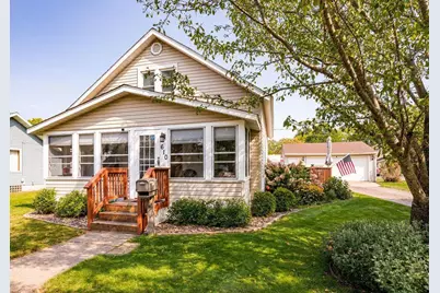 610 Oak Street, Cloquet, MN 55720 - Photo 1