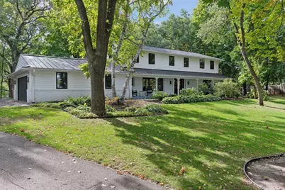 6205 S Knoll Drive, Edina, MN 55436 - Photo 1