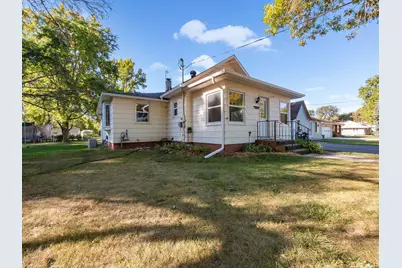 109 W Pike Street, Osakis, MN 56360 - Photo 1