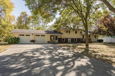 218 2nd Avenue NE, Pelican Rapids, MN 56572 - Photo 1