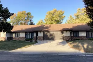 1823 Lakewood Ave, Albert Lea, MN 56007 - Photo 1