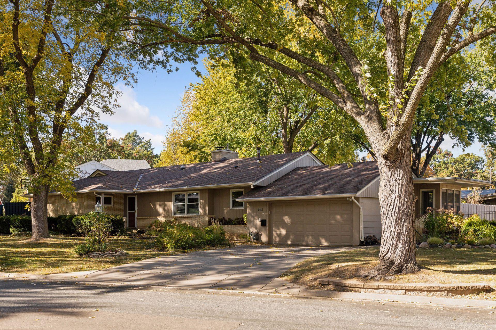 703 S Drillane Rd, Hopkins, MN 55305 - MLS 6614561 - Coldwell Banker