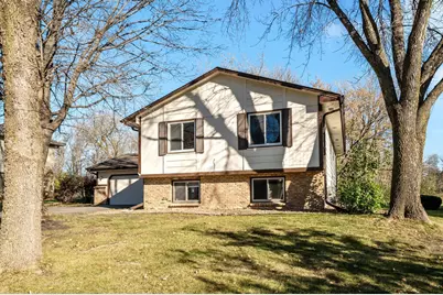 6632 Edgemont Boulevard N, Brooklyn Park, MN 55428 - Photo 1