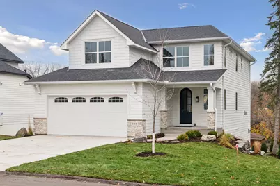 124 Chicago Avenue N, Wayzata, MN 55391 - Photo 1