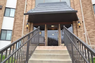 2700 Oxford Street N #124, Roseville, MN 55113 - Photo 1