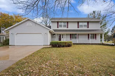 970 Olympic Hills Place NE, Owatonna, MN 55060 - Photo 1