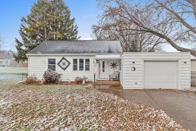 323 W 8th Street, New Richmond, WI 54017 - Photo 1