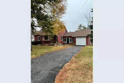 162 2nd Avenue W, Alden, MN 56009 - Photo 1