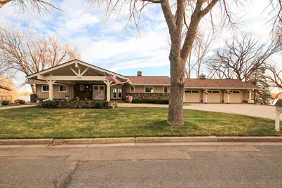 135 Fairlawn Avenue E, Winsted, MN 55395 - Photo 1