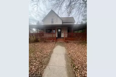 340 Central Avenue N, Milaca, MN 56353 - Photo 1