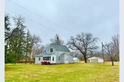 50537 50th Street, Bricelyn, MN 56014 - Photo 1