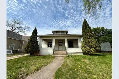 205 E Chestnut Street, Redwood Falls, MN 56283 - Photo 1