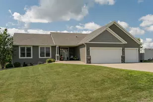 3335 Grant Rd SE, Rochester, MN 55904 - Photo 1