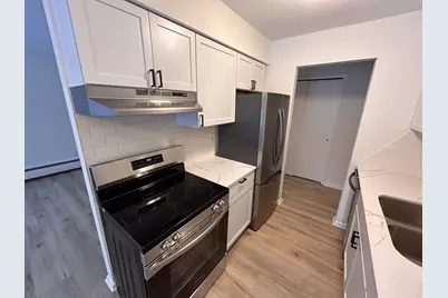 920 9th Avenue S #6, Hopkins, MN 55343 - Photo 1