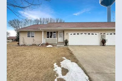 201 N 7th Avenue E, Truman, MN 56088 - Photo 1