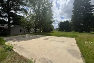 185 Broadway St W, Akeley, MN 56433 - Photo 1