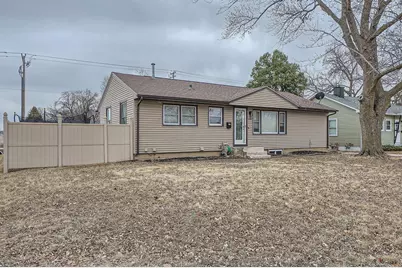 640 4th Avenue NE, Osseo, MN 55369 - Photo 1