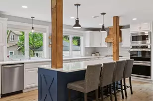 1989 Iglehart Ave, Saint Paul, MN 55104 - Photo 1