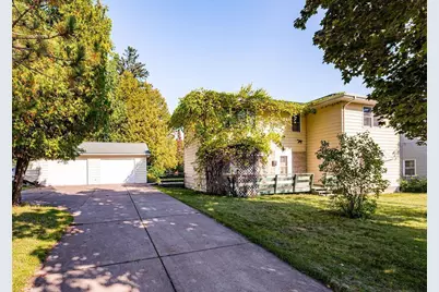 410 N 60th Avenue E, Duluth, MN 55804 - Photo 1