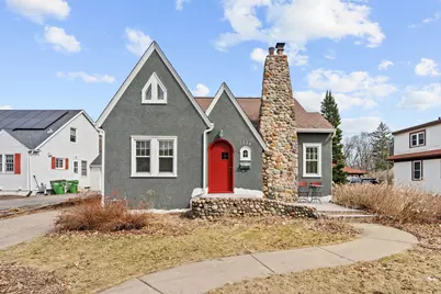 1724 Albert Street N, Falcon Heights, MN 55113 - Photo 1