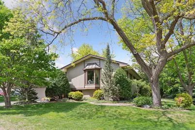 4500 Heathbrooke Circle, Golden Valley, MN 55422 - Photo 1