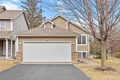 15560 Sussex Drive, Minnetonka, MN 55345 - Photo 1