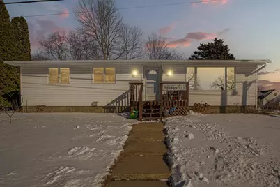 619 W 1st Street, West Concord, MN 55985 - Photo 1