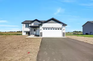 800 South St, Paynesville, MN 56362 - Photo 1