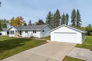 214 Golf Terrace, Crookston, MN 56716 - Photo 1