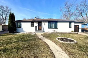 417 10th St, Hawley, MN 56549 - Photo 1