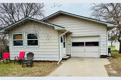 605 Park Avenue S, Park Rapids, MN 56470 - Photo 1