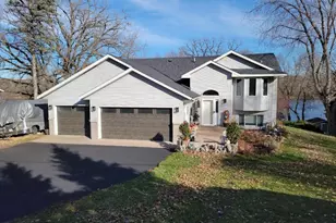 344 Riverside Ave S, Sartell, MN 56377 - Photo 1