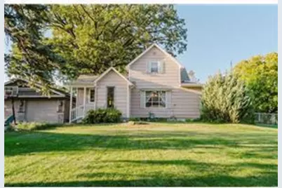 834 17th Street NE, Owatonna, MN 55060 - Photo 1