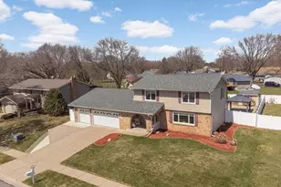 4511 148th Ct, Apple Valley, MN 55124 - Photo 1