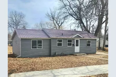 913 Kenwood Street, Alexandria, MN 56308 - Photo 1