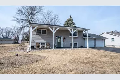 809 9th Street, Gaylord, MN 55334 - Photo 1