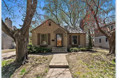 910 Nevada Avenue W, Saint Paul, MN 55117 - Photo 1