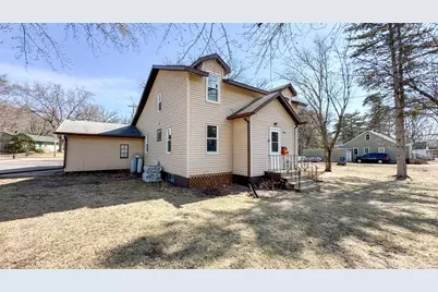 502 Summit Avenue S, Sauk Rapids, MN 56379 - Photo 1