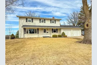 306 E 5th Street N, Truman, MN 56088 - Photo 1